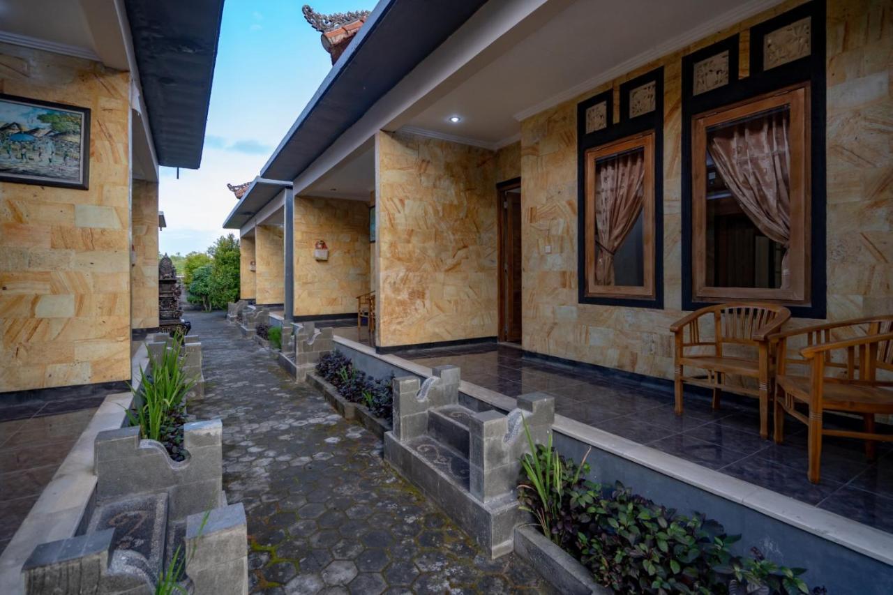 Villa Amari By Wizzela Batumadeg Экстерьер фото